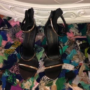 Causal heels.